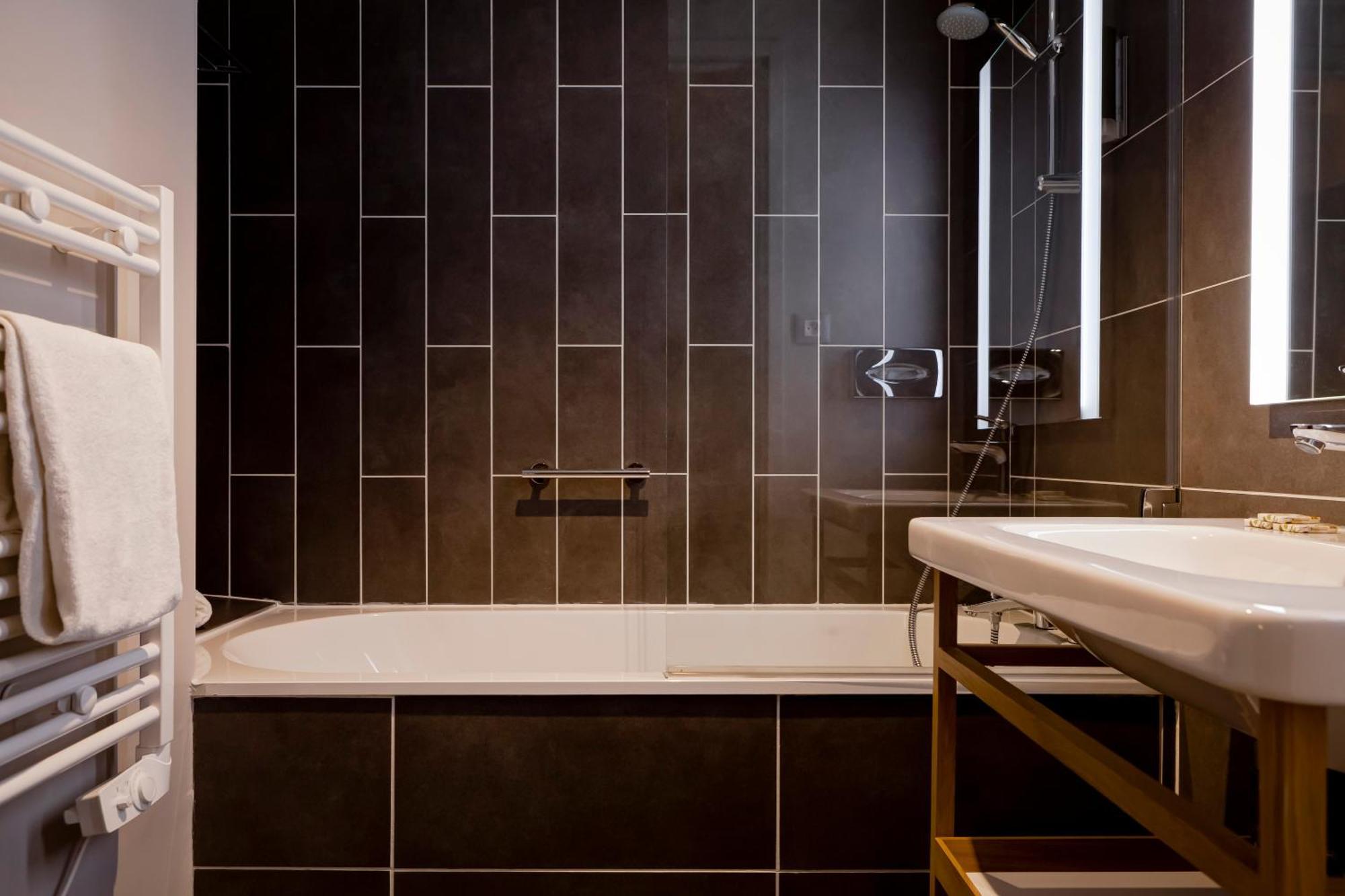 Triple Room,1552398625:JPEG